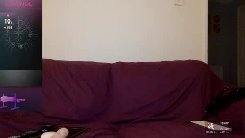 Snapshot of emperorboy69 chatting on October 25, 4:47 am Jay online show from October 25, 4:47 am