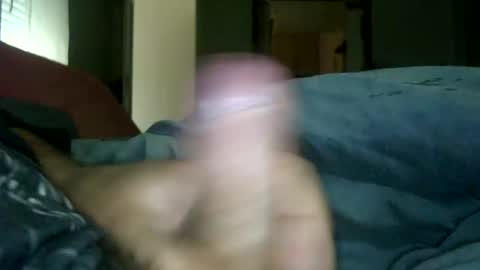 encormoi online show from February 22, 8:05 am