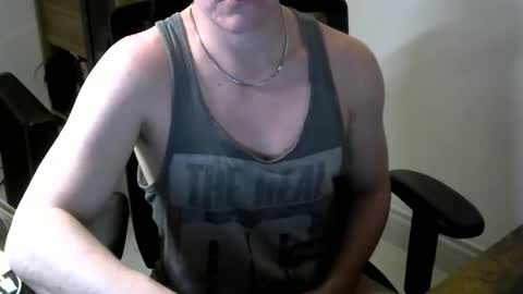 English Boy online show from March 3, 12:18 am