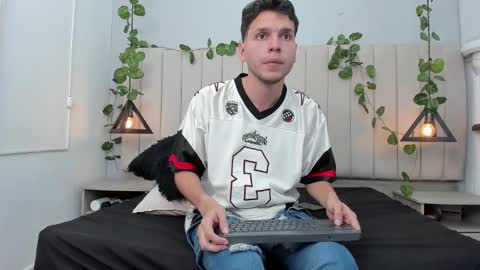 ENZO online show from November 26, 3:48 pm