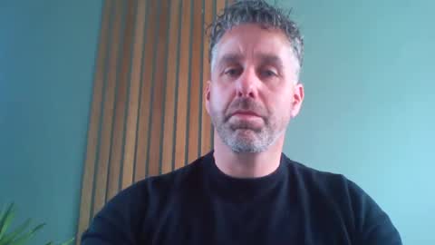 Enzos Massive Cock online show from March 12, 1:40 pm