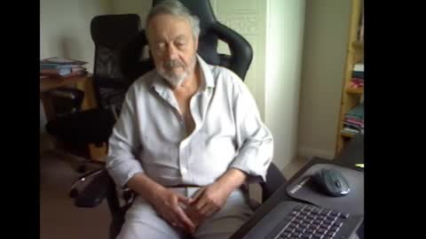 erasmus_d online show from September 10, 5:11 pm