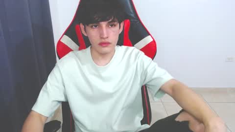 eren_tatakae online show from December 22, 12:07 am