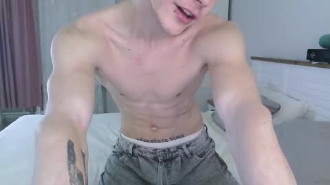 Eric Crush online show from February 15, 3:42 am