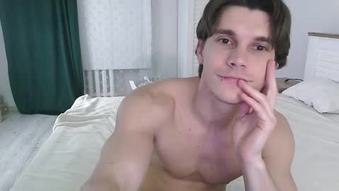 Eric Crush online show from February 3, 4:21 am