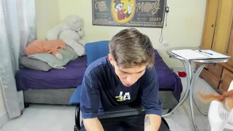 Snapshot of erick_de_rossee chatting on October 24, 4:09 pm erick_de_rossee online show from October 24, 4:09 pm