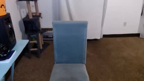 Snapshot of erick_martinezz chatting on October 30, 2:35 am erick online show from October 30, 2:35 am