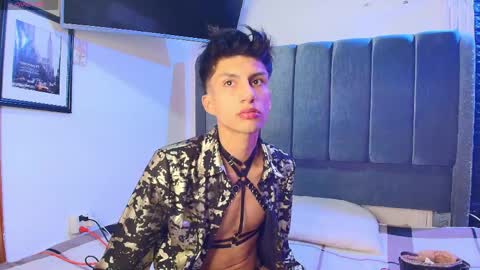 erick online show from April 10, 5:25 am