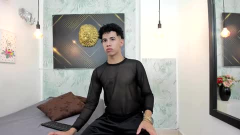   online show from December 8, 3:32 am