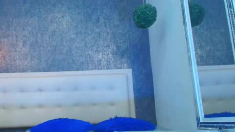   online show from October 22, 4:05 am