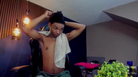 Erick online show from March 9, 4:16 am