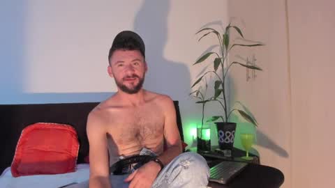 erickpritz_xh online show from April 16, 9:39 pm