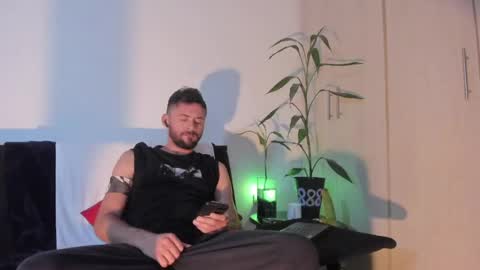 erickpritz_xh online show from May 5, 12:01 am