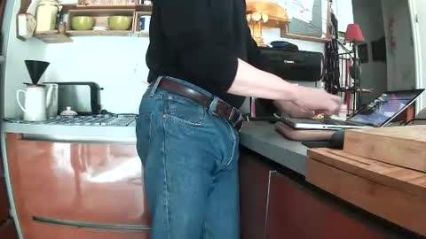 Snapshot of ericstephcam31 chatting on March 10, 12:06 pm Steph et Eric online show from March 10, 12:06 pm