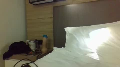 e online show from December 5, 5:36 am