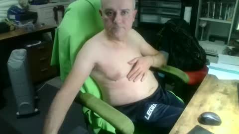 ernello online show from October 13, 10:38 pm