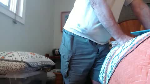 eros online show from April 23, 8:33 pm