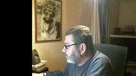 Erwins room welcome sound on online show from January 22, 12:59 am