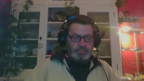 Erwins room welcome sound on online show from January 14, 2:08 am