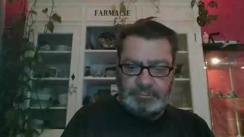 Erwins room welcome sound on online show from January 16, 12:12 am