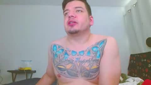 escodamus12 online show from January 26, 5:34 pm