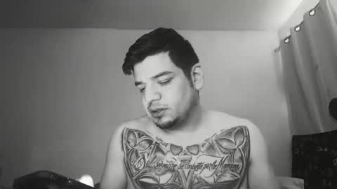 escodamus12 online show from March 12, 5:28 pm