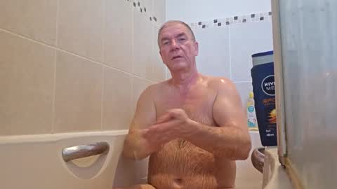 EssexB0y online show from March 1, 11:17 am