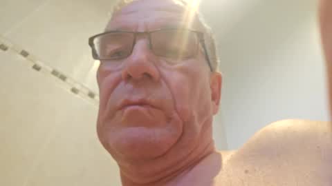 EssexB0y online show from February 21, 9:12 am