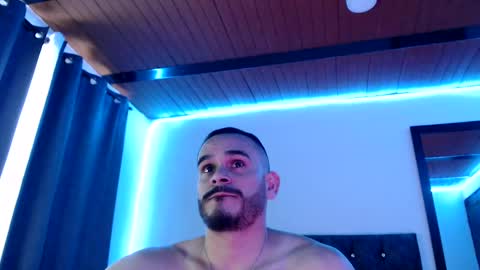 Snapshot of esteban_fer chatting on March 11, 4:07 pm Esteban Fernandez online show from March 11, 4:07 pm