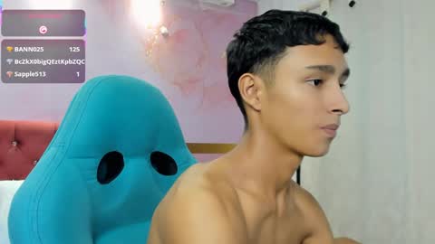 estyler_18 online show from March 2, 9:43 am