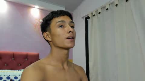 estyler_18 online show from March 5, 2:36 am