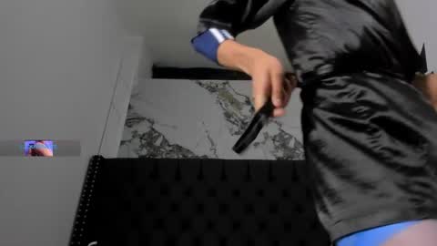 ethaancox online show from April 13, 9:04 pm