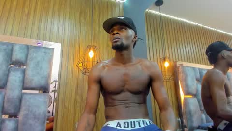 Ethan OPry online show from November 27, 10:13 pm