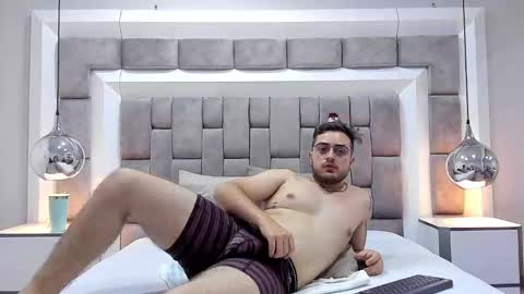 ethan_greys online show from November 20, 8:24 am