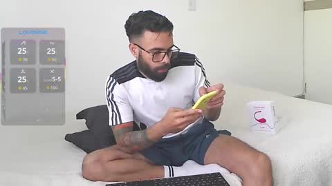 Ethan online show from October 7, 7:07 pm