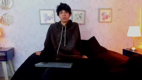 Ethan online show from March 16, 11:14 am