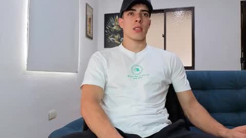 ethangreey1 online show from November 24, 6:09 pm