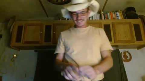 ethansteelexxx2 online show from March 7, 1:14 am