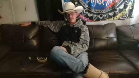 Ethan Steele online show from March 1, 2:26 am