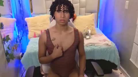 Etthanhaw online show from February 10, 7:07 pm