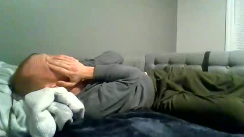 eugar81 online show from December 17, 10:44 am