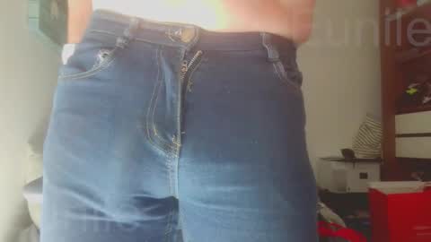 eunile online show from April 21, 9:59 am