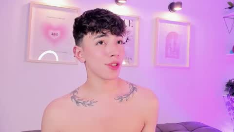 Evan voss  help me get 200 likesindependent model online show from September 12, 5:29 am