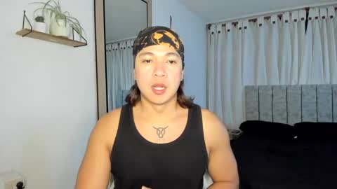 Snapshot of evans_king chatting on March 7, 8:45 am Evan online show from March 7, 8:45 am