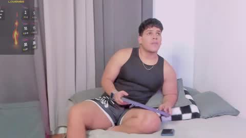 Snapshot of evansfenty chatting on January 23, 5:35 am evansfenty online show from January 23, 5:35 am