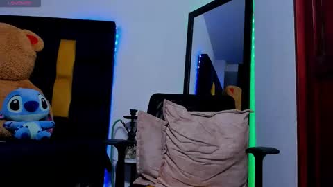 Snapshot of evansstorm01 chatting on September 13, 1:45 pm   online show from September 13, 1:45 pm