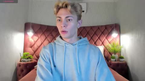 Evan online show from December 21, 1:19 pm