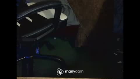 Snapshot of evilshadow41 chatting on December 5, 7:05 am Shadow online show from December 5, 7:05 am