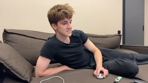 exclusiveflexboy online show from June 18, 9:42 pm