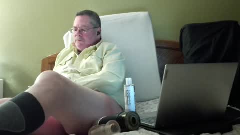 Snapshot of eyeswideshut63 chatting on December 19, 8:56 am Eyeswideshut63 online show from December 19, 8:56 am